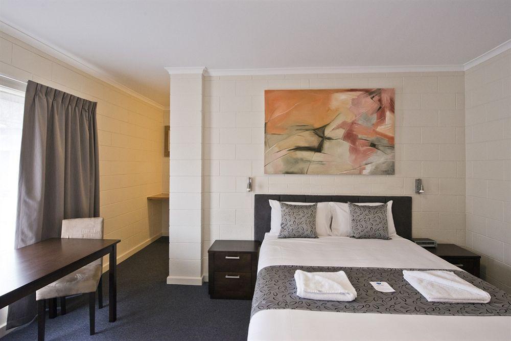 Victor Harbor City Inn Экстерьер фото
